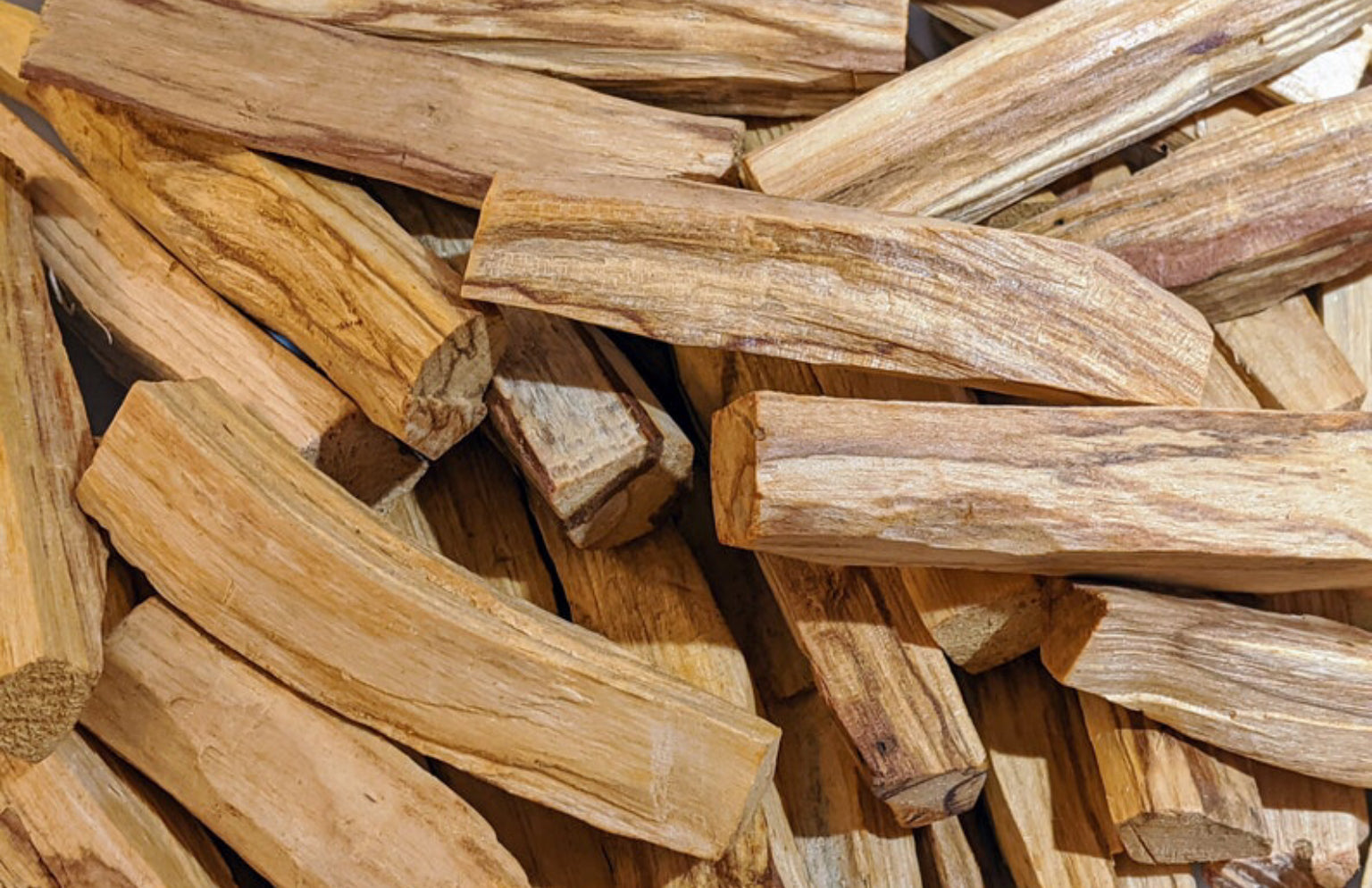 Palo Santo - 100% Natural - 5, 10, 15, 20 Sticks - Sustainably Harvested - High Resin Content