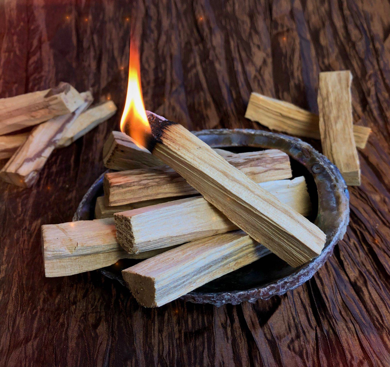 Palo Santo - 100% Natural - 5, 10, 15, 20 Sticks - Sustainably Harvested - High Resin Content